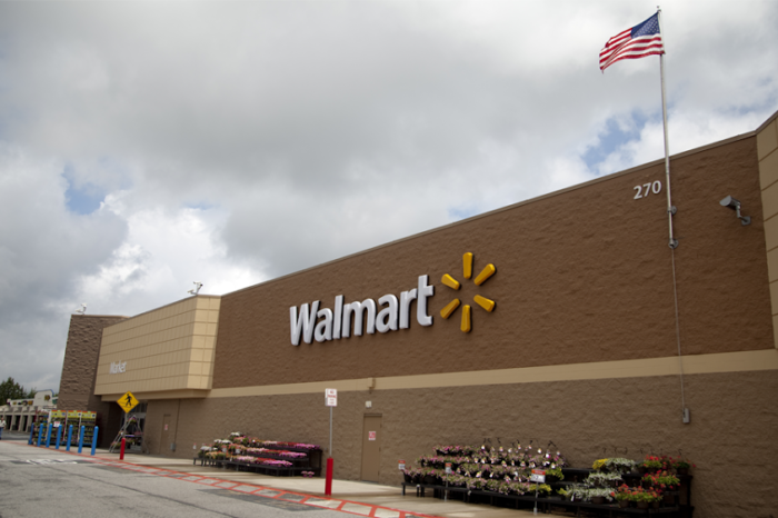 Walmart Provides $16,000 Grant to 10 local organizations