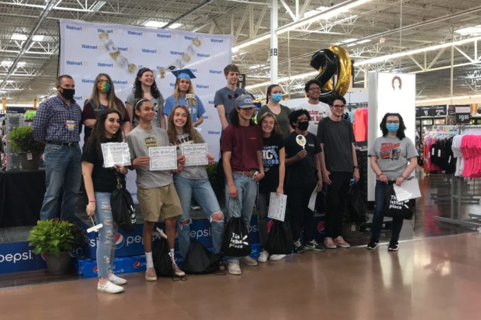 Cheyenne Walmart Hosts Graduation Ceremony for Class of 2020 Employees