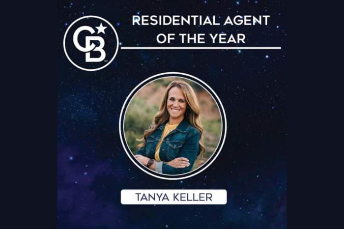Image of Tanya Keller being named Residential Agent of the Year.