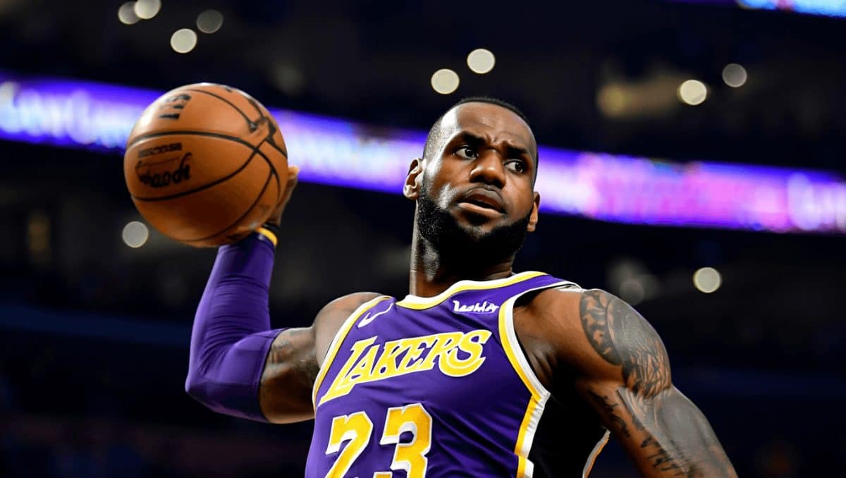 LeBron James Says He’s Kicking Father Time’s Ass – And He’s Right