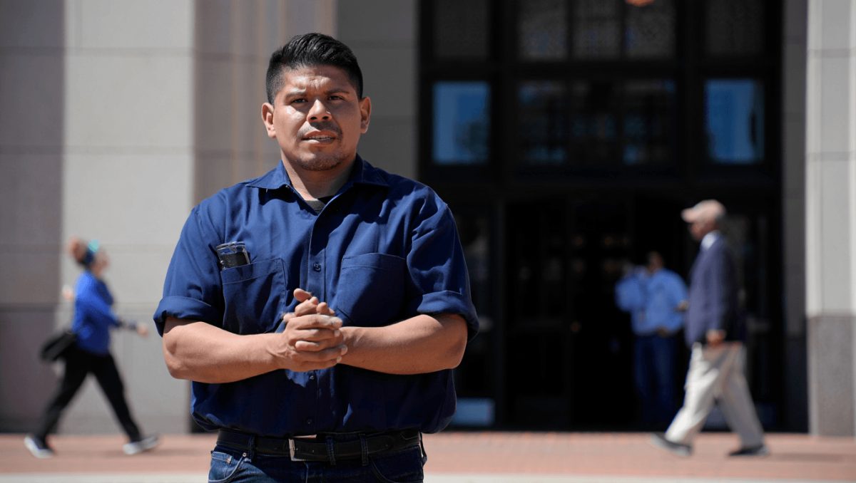 Mechanic Roberto Orozco-Ramirez walks free after more than 100 days in jail on immigration charges