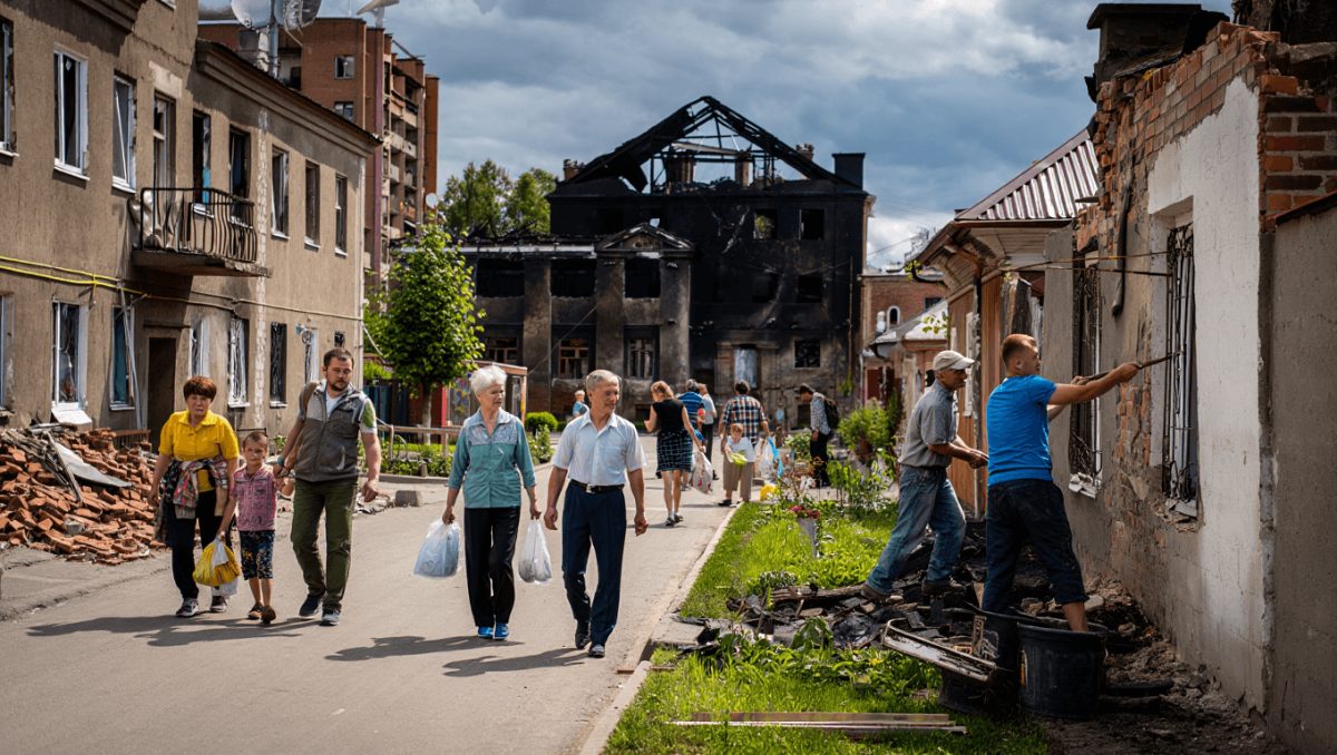 In one of Kyiv’s most frequently bombed neighborhoods, residents choose to stay