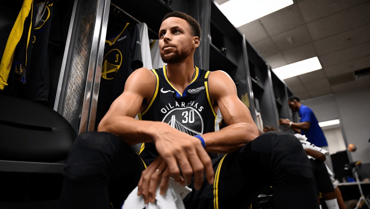 Stephen Curry's Future With the Warriors Suddenly Feels Less Certain