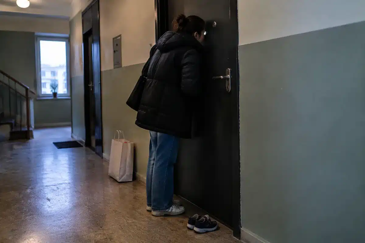 Father sentenced to long prison term for killing mother of two in apartment after shopping trip