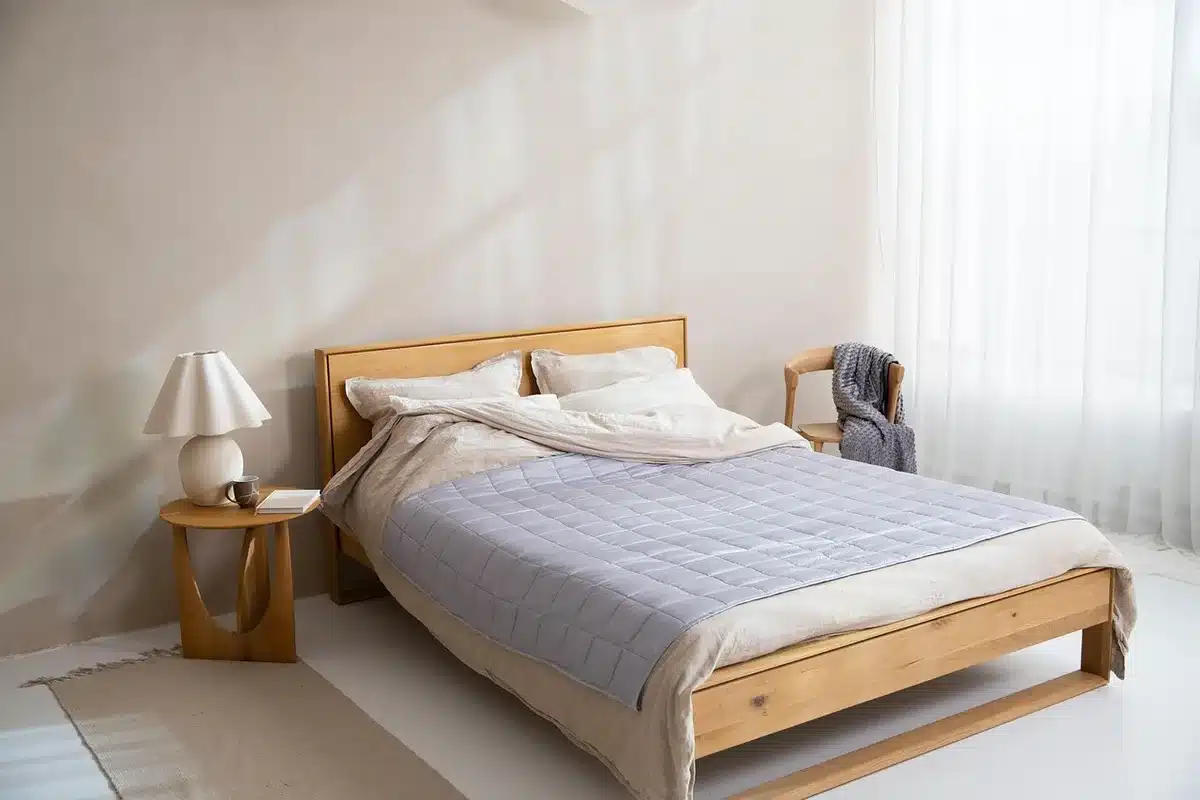 Empty mattress against a wall in a child's bedroom evoking the alleged assault